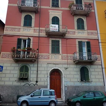 Апартаменты Casa Albarosa, 10 Min Walk Train Station, Free Parking. Специя